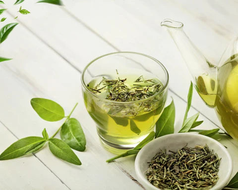 Les ingrédients apaisants incontournables de la K-beauty : Heartleaf, Centella, Propolis…