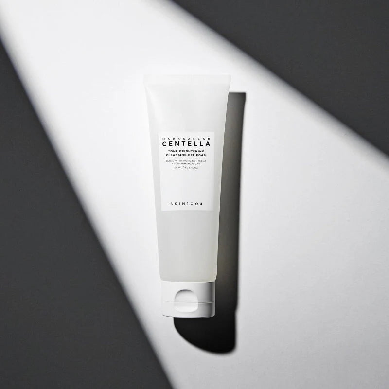 Madagascar Centella Tone Brightening Cleansing Gel Foam 125ML