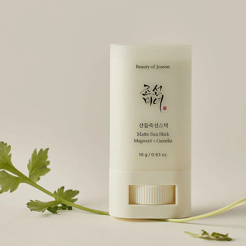 Matte Sun Stick : Mugwort + Camellia SPF50 18g